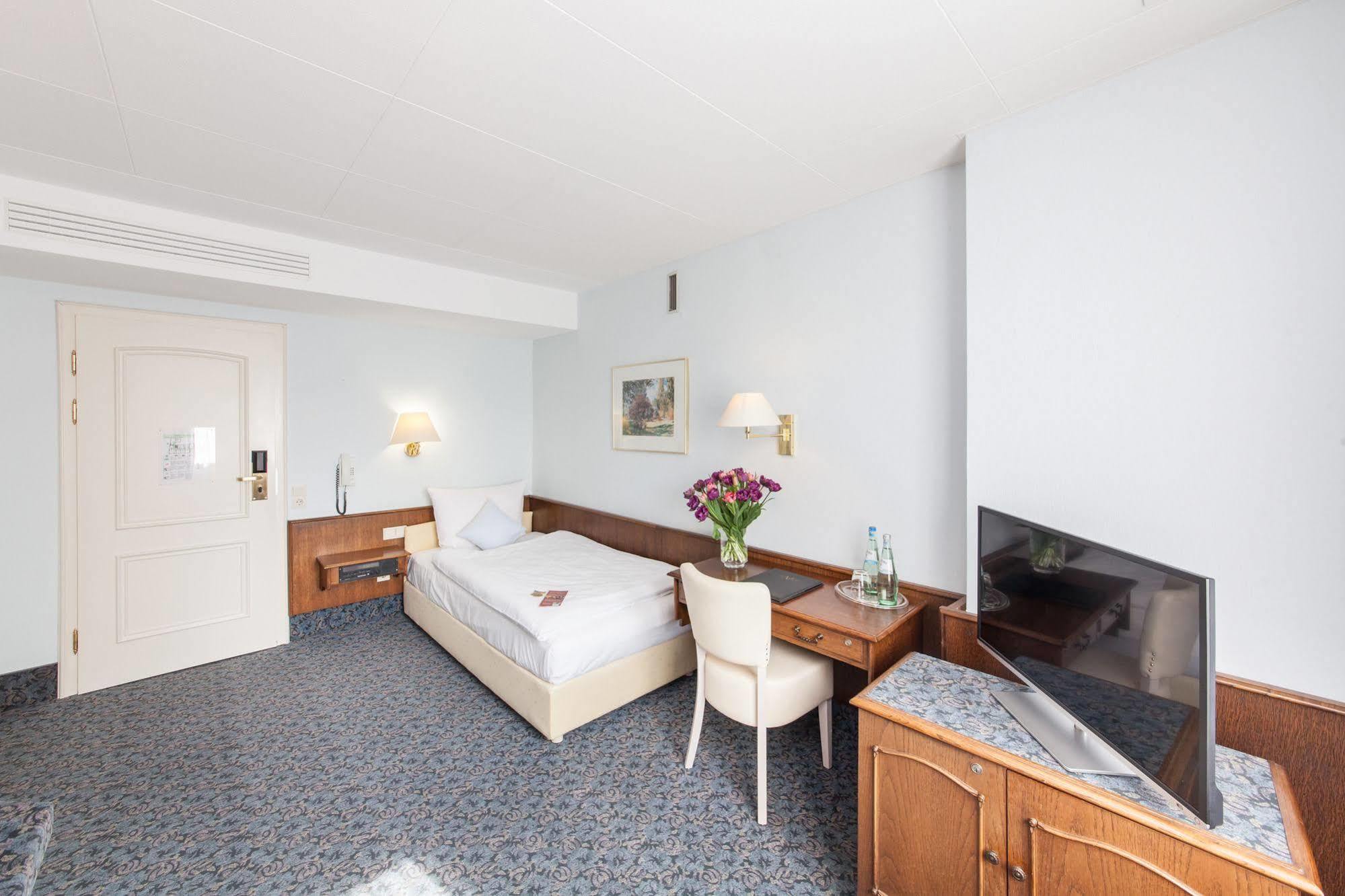 Hotel Post Ασάφενμπουργκ Εξωτερικό φωτογραφία